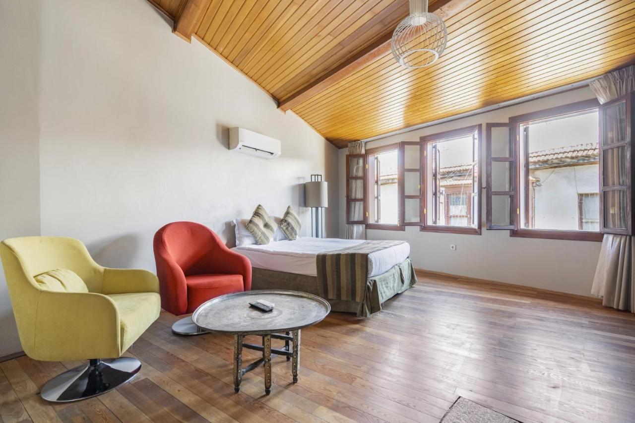 Вилла Mesmerizing Flat Near Hadrians Gate Анталья Экстерьер фото